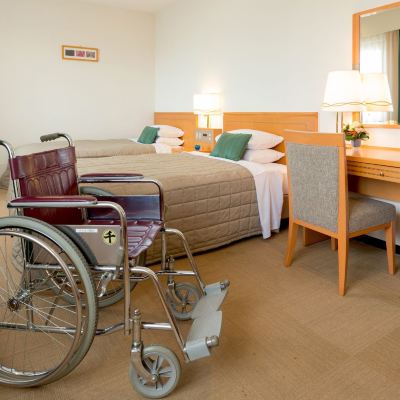 [Bay Bridge] Barrier-Free [36 Square Meters] [Standard] [Twin Room] [Non-Smoking] ナビオス横浜 クーポン