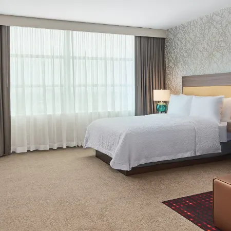 Home2 Suites by Hilton Chicago McCormick Place