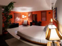 Runway Hotel Hotele w: 