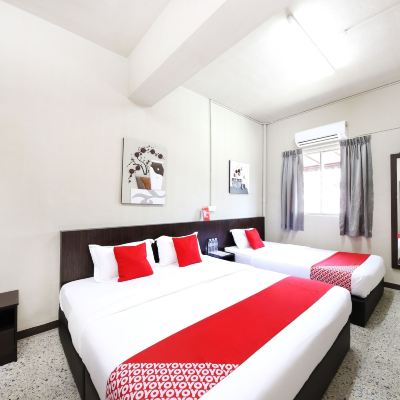 Suite Bertiga Kupon OYO 507 Aikka Hotel
