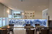 TRYP by Wyndham Porto Centro Hotel