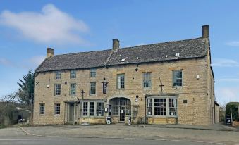 The Halford Bridge Inn - Housity