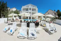 Villa Triana-Adults Only
