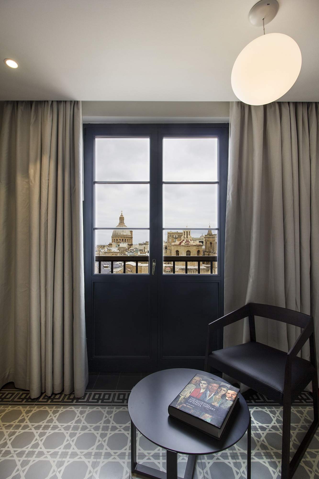 小型双床或双人房阳台（双床或双人房）