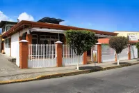 Hotel Wagelia Turrialba のホテル