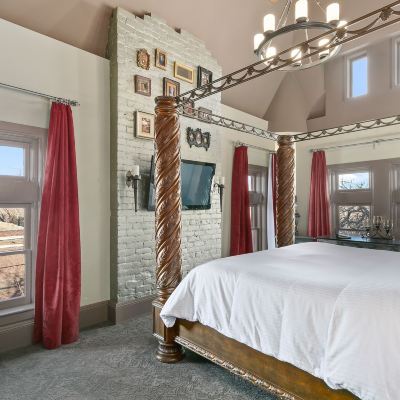 Prague Patterson Inn Promo Code