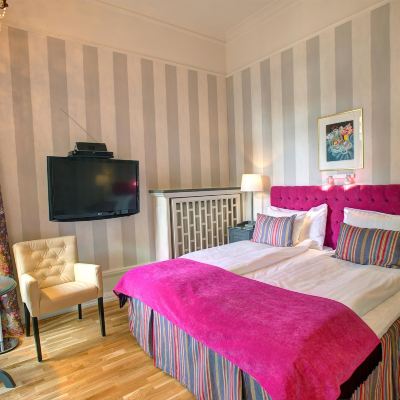 Deluxe King Room With Balcony-Non Smoking Hotel Kung Carl, WorldHotels Crafted Promo Code