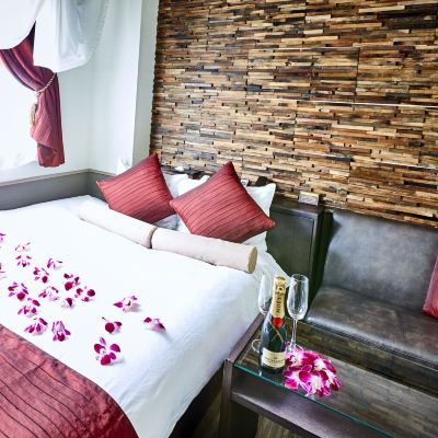 ダブルルーム　喫煙 ホテルプティバリガーデン新大久保店 - 大人専用 クーポン