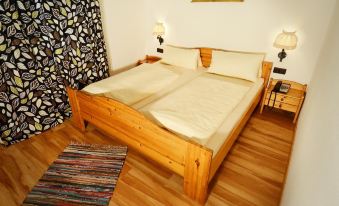 Tutzinger Hof - Housity