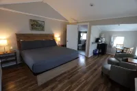 Lakeside Resort