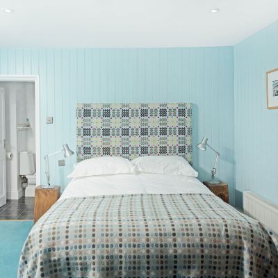 Aeron Belle Harbourmaster Promo Code
