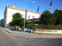 Riverbank House Hotel Hotele w: 
