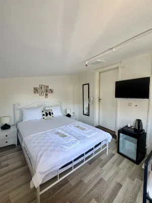 Heybeliada Hostel Hotele w: 