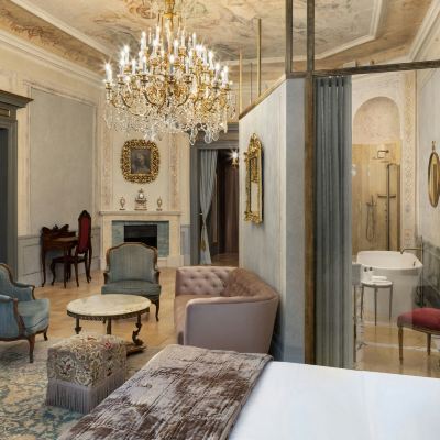 Historic King Suite Hotel H15 Luxury Palace Promo Code