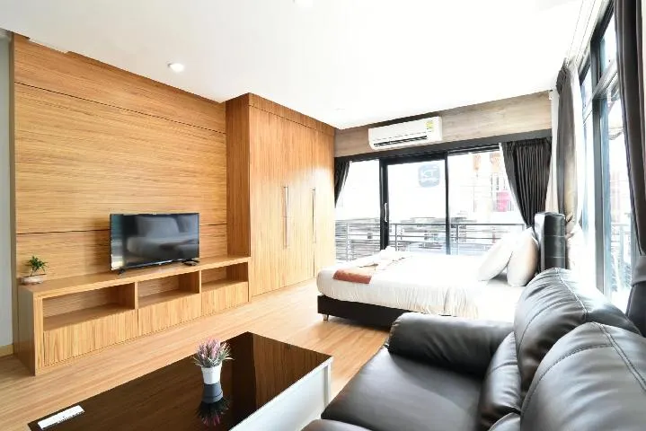 ห้องสแตนดาร์ด เตียงใหญ่ 1 เตียง