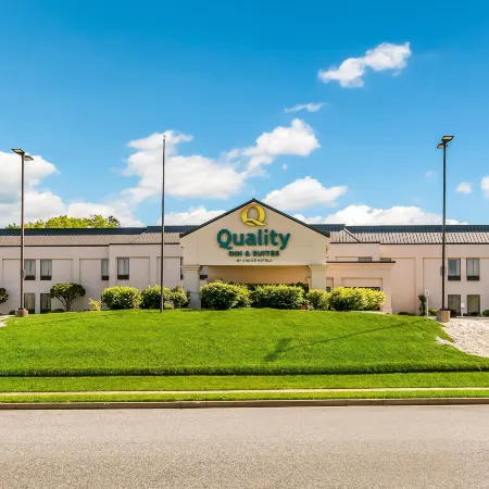 Quality Inn & Suites Bel Air I-95 Exit 77A