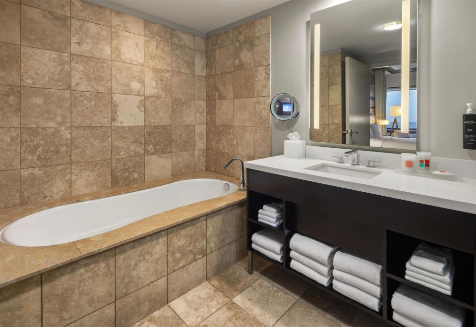 特大床间 - 带漩涡浴缸