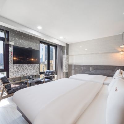 Superior Twin Room Hotel Yuna Promo Code