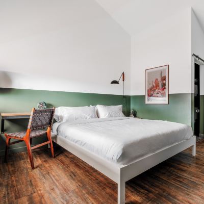 Deluxe Room Mellow Moon Lodge Promo Code