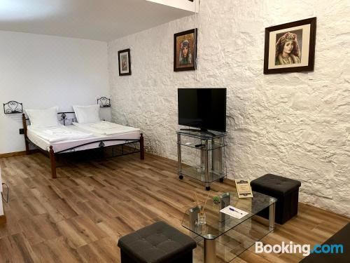 带露台一室公寓