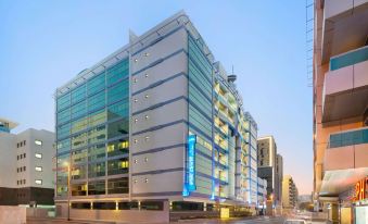 Howard Johnson Plaza By Wyndham Dubai Deira