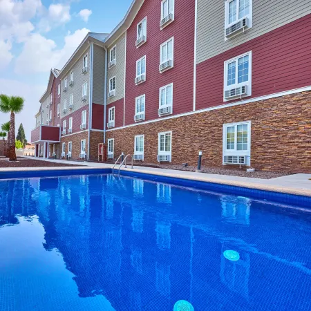 Extended Suites Tijuana Macroplaza