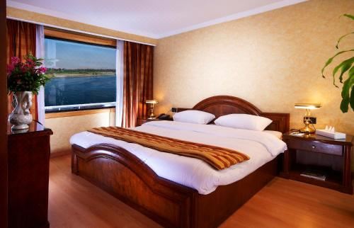 Nile Carnival Cruise 4nt Lxr Thursday 3nt Asw MondaySuite Without Sightseeing