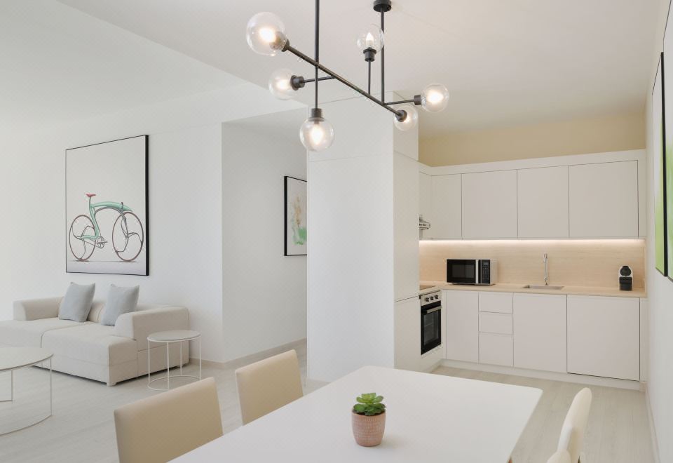 大型两卧室城景公寓