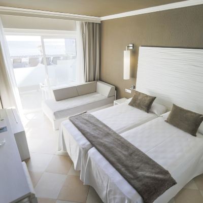 Double Room With Pool View Augustus Promo Code