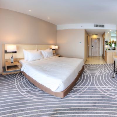 豪華天際特大床房 吉隆坡高尚雷加利全套房酒店優惠