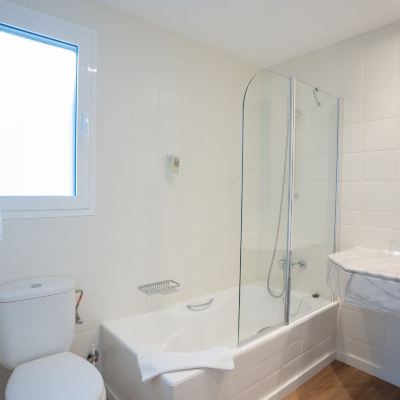 Family Room (2 Adults + 2 Children) Hotel Cala Galdana & Apartamentos D’Aljandar Promo Code