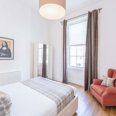 Apartment, Multiple Beds Edinburgh Castle Apartments Promo Code