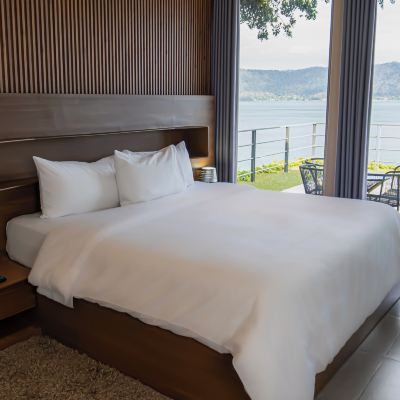 Standard Apartment with Multiple Beds and Lake View - Lakeside Cardedeu Residence Promo Code