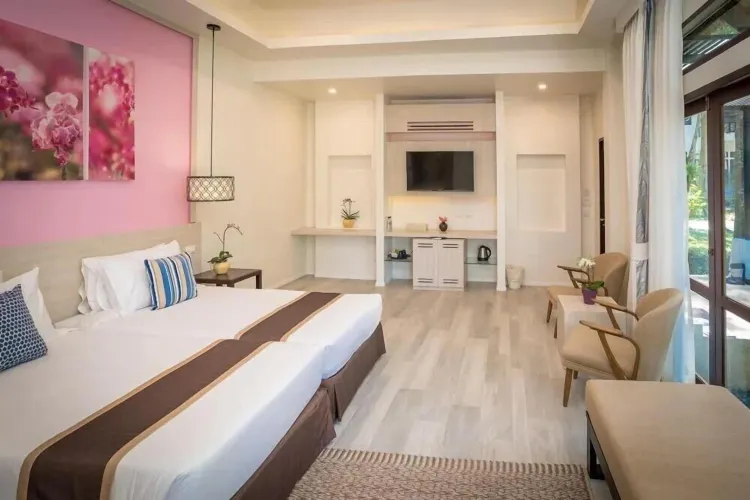 Bali Suite Poolside