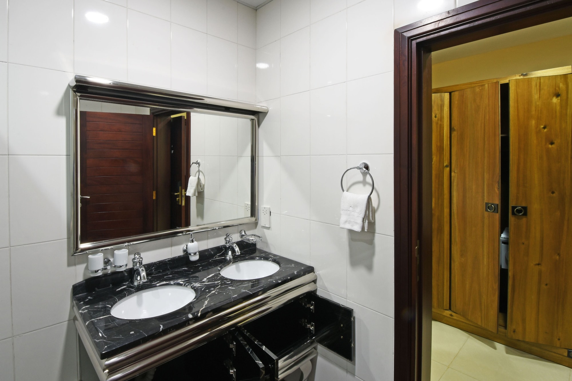 行政套房 - 花园景观