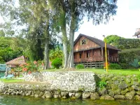 Tuk Tuk Timbul Bungalows Hotéis em 