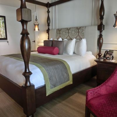 Superior King Room The Birchwood Promo Code