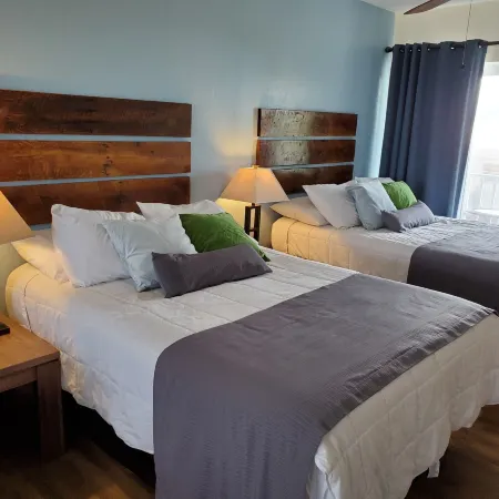 Knight's Key Suites