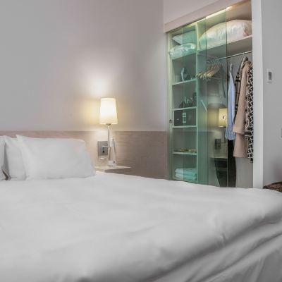 Superior Junior Suite Hotel Riverton Promo Code