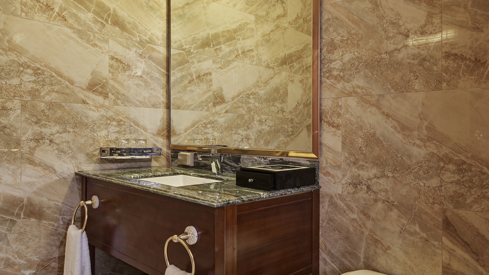 皇家海景房套房 （Jacuzzi）