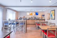 Comfort Inn East