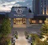 DoubleTree by Hilton West Edmonton Hotels in 