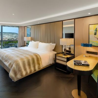 Luxe Room Five Zurich Promo Code