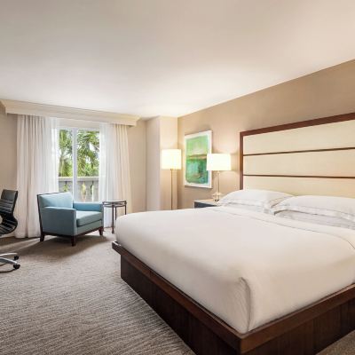 One-Bedroom Suite with Sofa Bed Hilton Naples Promo Code