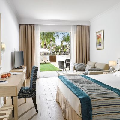 Family Junior Suite with Private Garden