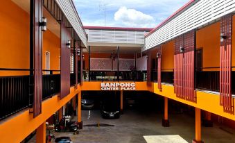 Banpong Center Place