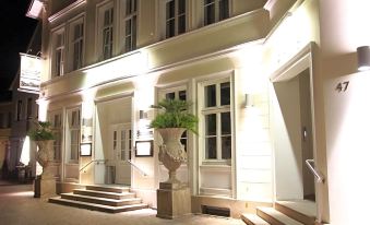 Konig`s Hotel am Schlosspark