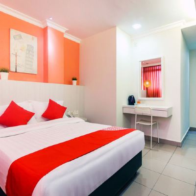 Suite Mewah Kupon OYO 761 City Hotel