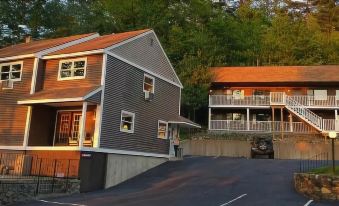 Birch Knoll Motel