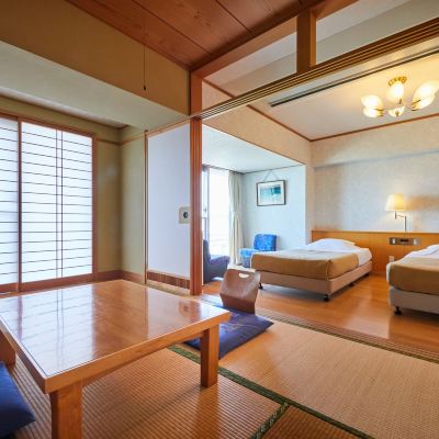 ユニバーサルオーシャンビューセミ西洋風ルーム(本館)(禁煙) 佐渡相川　伝統と風格の宿　ホテル万長 クーポン